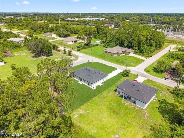 2505 1st St Sw, Lehigh Acres, FL 33976
