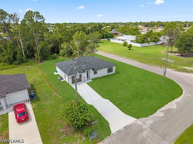 2505 1st St Sw, Lehigh Acres, FL 33976