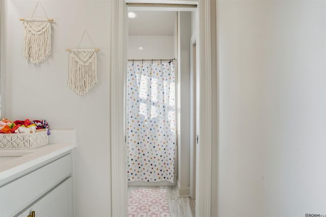 7282 Riverbank Dr, Denham Springs, LA 70706