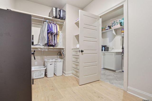 7282 Riverbank Dr, Denham Springs, LA 70706