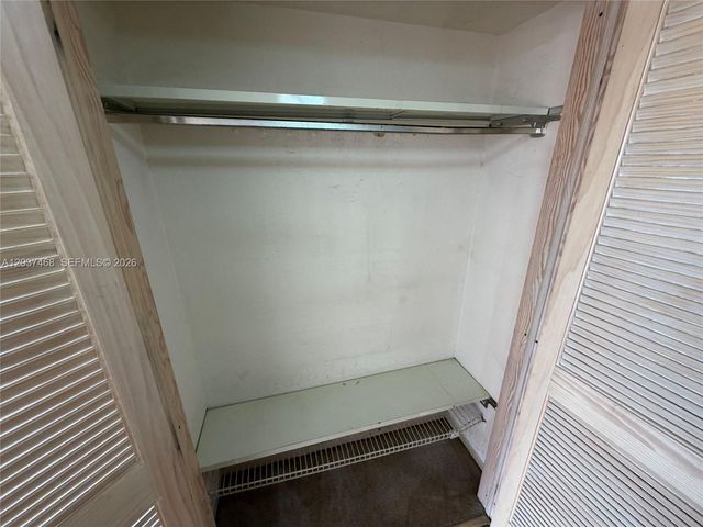 8775 Park Blvd 406, Miami, FL 33172