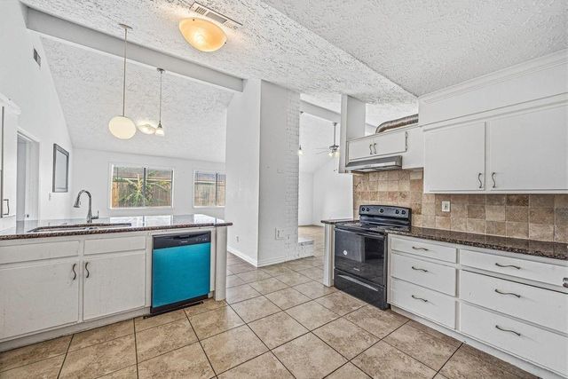 10515 Autumn Harvest Drive, Houston, TX 77064