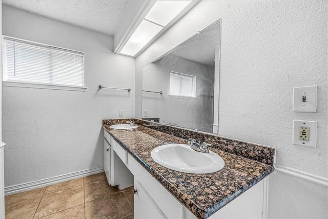 10515 Autumn Harvest Drive, Houston, TX 77064