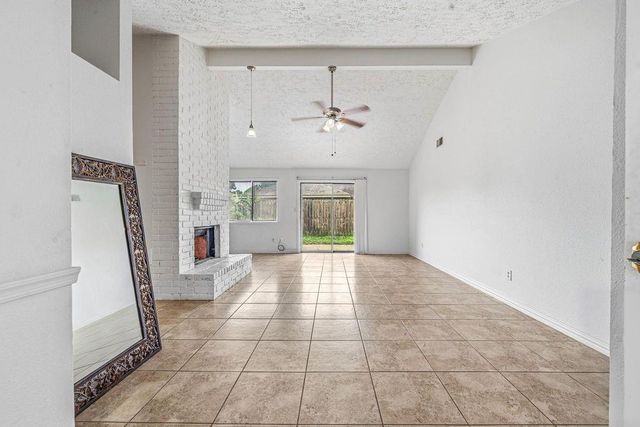 10515 Autumn Harvest Drive, Houston, TX 77064