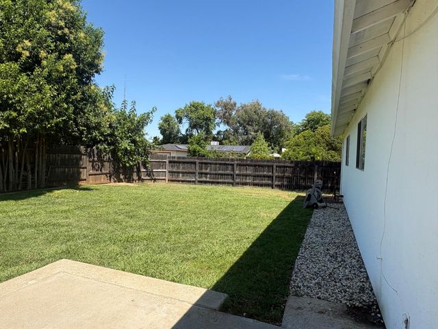 498 O St, Lincoln, CA 95648