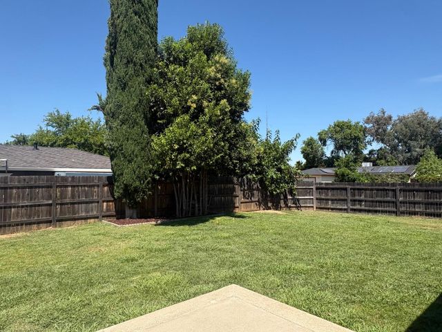 498 O St, Lincoln, CA 95648