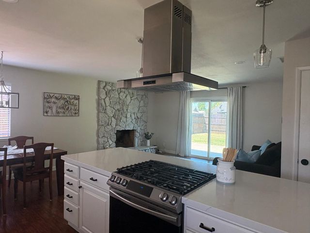 498 O St, Lincoln, CA 95648