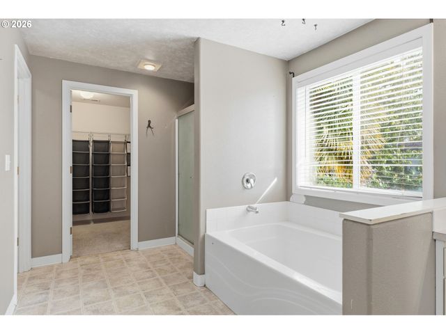 4717 Ne 40TH St, Vancouver, WA 98661
