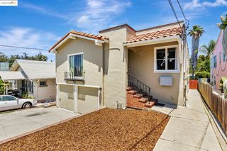 2946 Bona St, Oakland, CA 94601