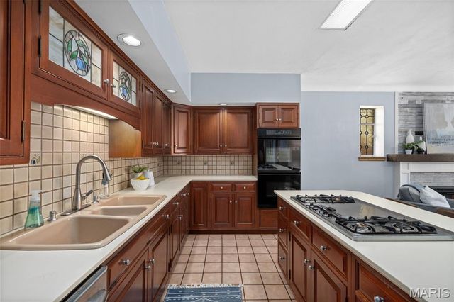 5039 Miami, St Louis, MO 63139