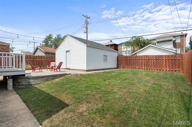 5039 Miami, St Louis, MO 63139