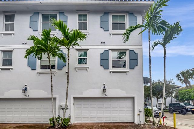 1274 Via Panzani, Boynton Beach, FL 33426