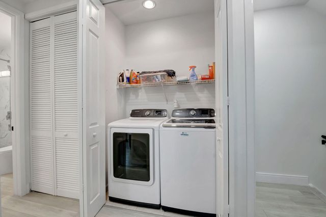 1274 Via Panzani, Boynton Beach, FL 33426