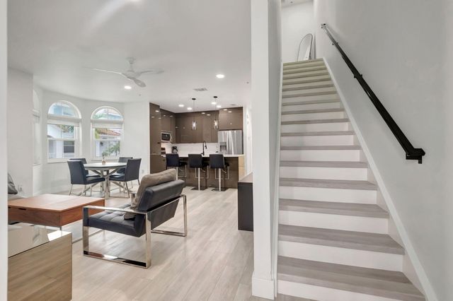 1274 Via Panzani, Boynton Beach, FL 33426