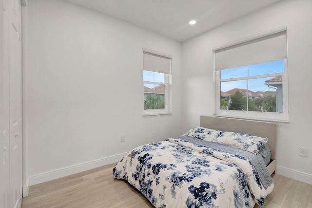 1274 Via Panzani, Boynton Beach, FL 33426