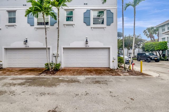 1274 Via Panzani, Boynton Beach, FL 33426