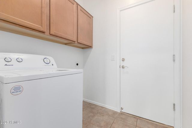 4419 W POWELL Drive, New River, AZ 85087