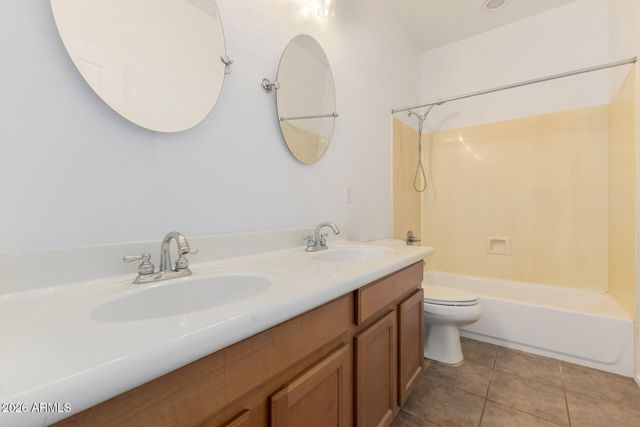 4419 W POWELL Drive, New River, AZ 85087