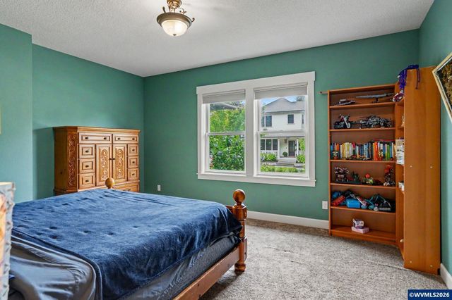 1423 Grantham Ln SE, Salem, OR 97302
