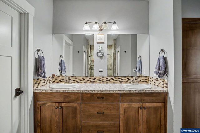 1423 Grantham Ln SE, Salem, OR 97302