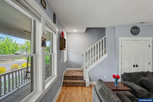 1423 Grantham Ln SE, Salem, OR 97302