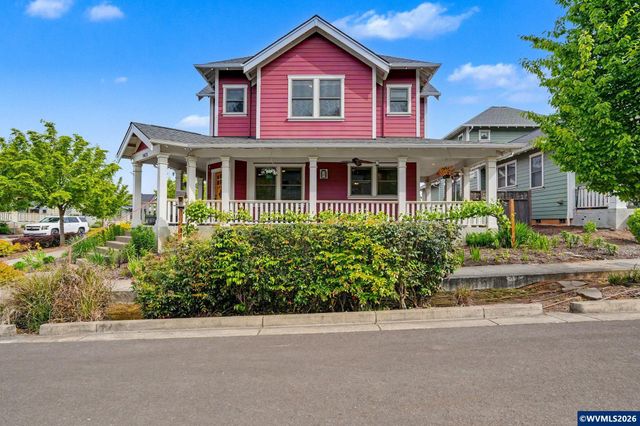 1423 Grantham Ln SE, Salem, OR 97302