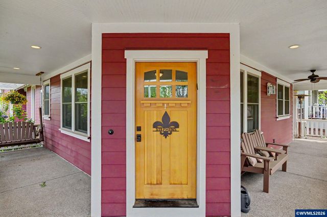 1423 Grantham Ln SE, Salem, OR 97302