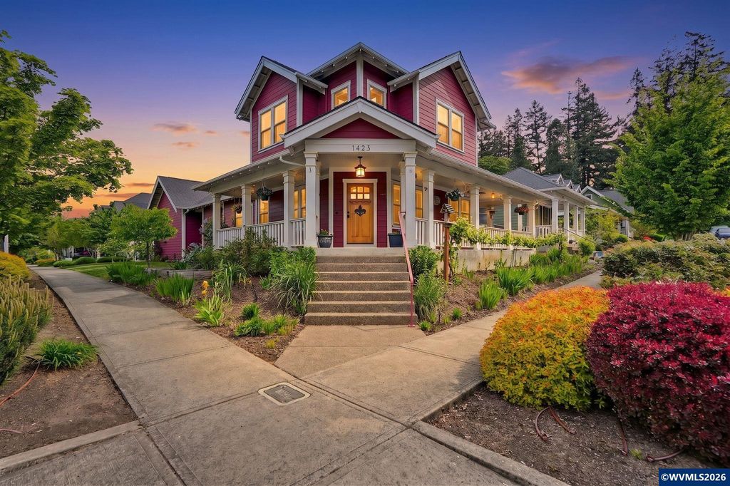 1423 Grantham Ln SE, Salem, OR 97302