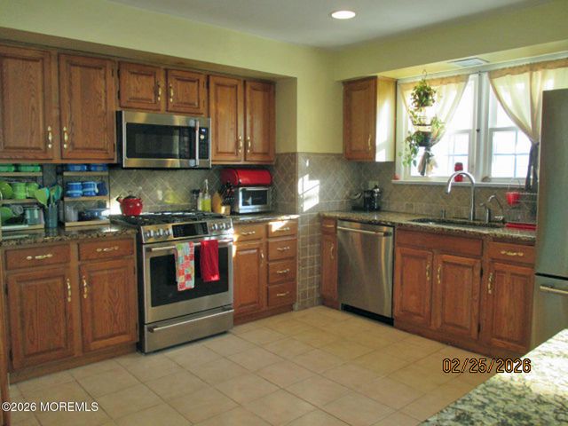 407 Church Street, Middletown, NJ 07718