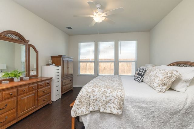 2504 Wallingford Drive, Mansfield, TX 76084