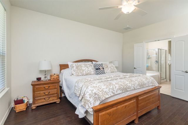2504 Wallingford Drive, Mansfield, TX 76084