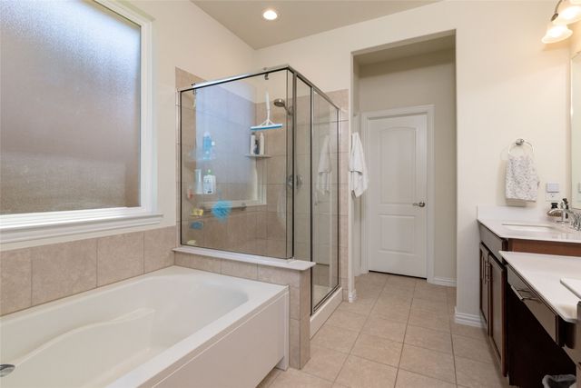 2504 Wallingford Drive, Mansfield, TX 76084