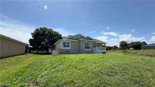 824 Frederick Reid ST E, Lehigh Acres, FL 33974