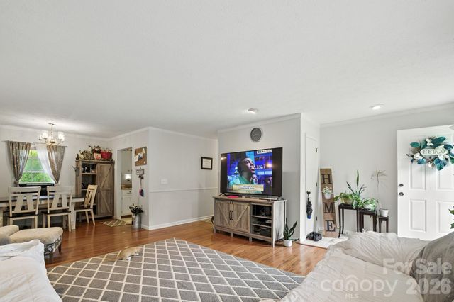 409 Cottrell Hill Road, Lenoir, NC 28645