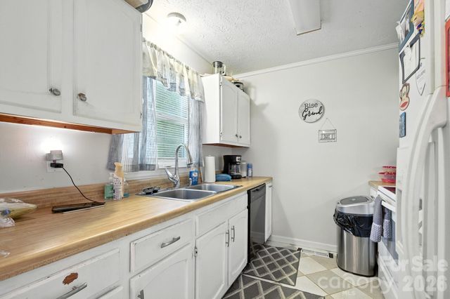 409 Cottrell Hill Road, Lenoir, NC 28645