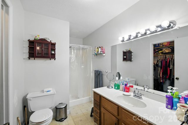 409 Cottrell Hill Road, Lenoir, NC 28645