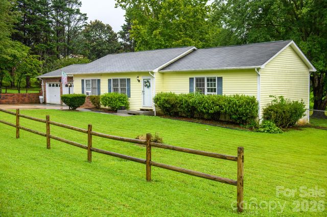 409 Cottrell Hill Road, Lenoir, NC 28645