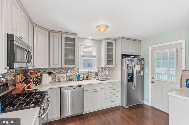 600 SEENA RD, Essex, MD 21221