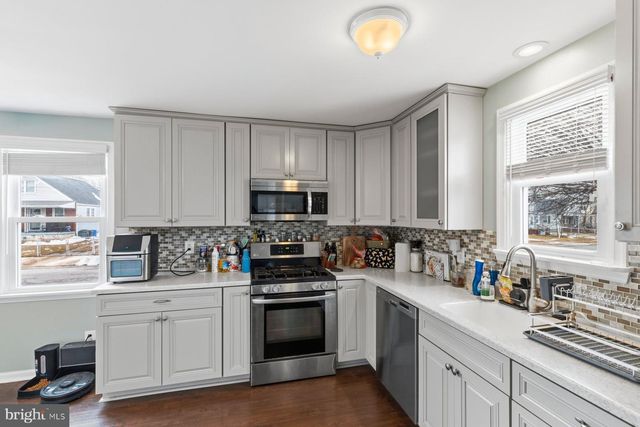 600 SEENA RD, Essex, MD 21221