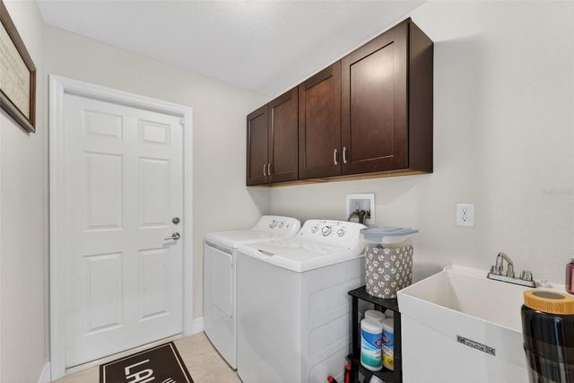 8646 LISA BOULEVARD, North Port, FL 34288