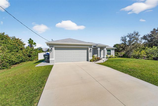 8646 LISA BOULEVARD, North Port, FL 34288