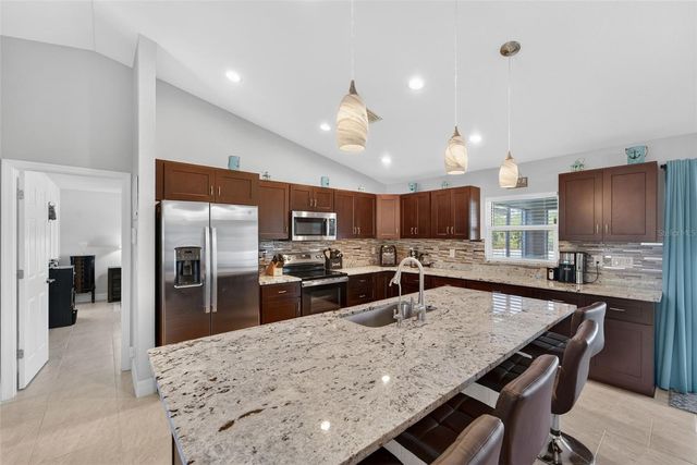 8646 LISA BOULEVARD, North Port, FL 34288