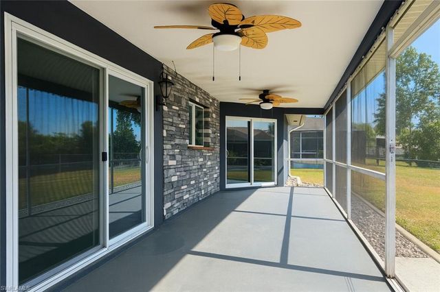 1452 SE 15th TER, Cape Coral, FL 33990