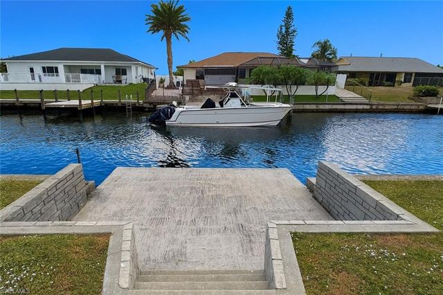 1452 SE 15th TER, Cape Coral, FL 33990