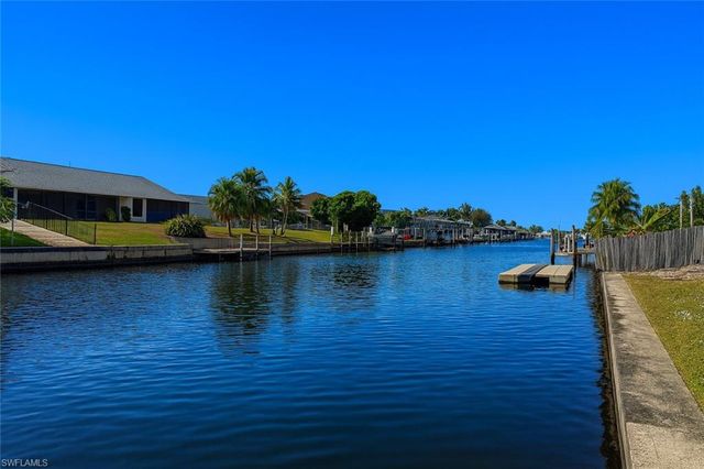 1452 SE 15th TER, Cape Coral, FL 33990