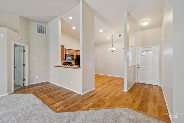 4296 N Longabaugh Way, Meridian, ID 83646