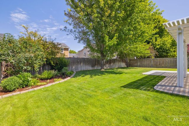 4296 N Longabaugh Way, Meridian, ID 83646