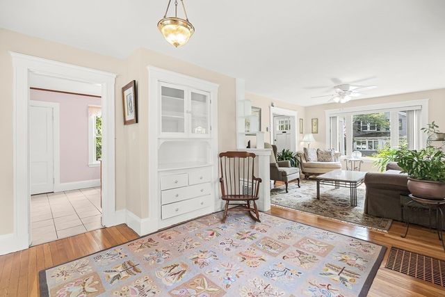 89 Bedford Street, Waltham, MA 02453