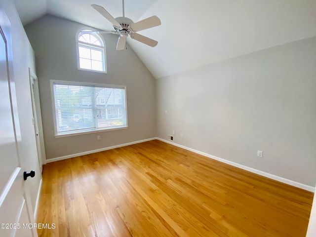 32 1st Street, Rumson, NJ 07760