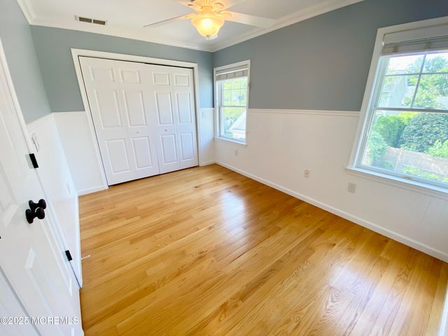 32 1st Street, Rumson, NJ 07760